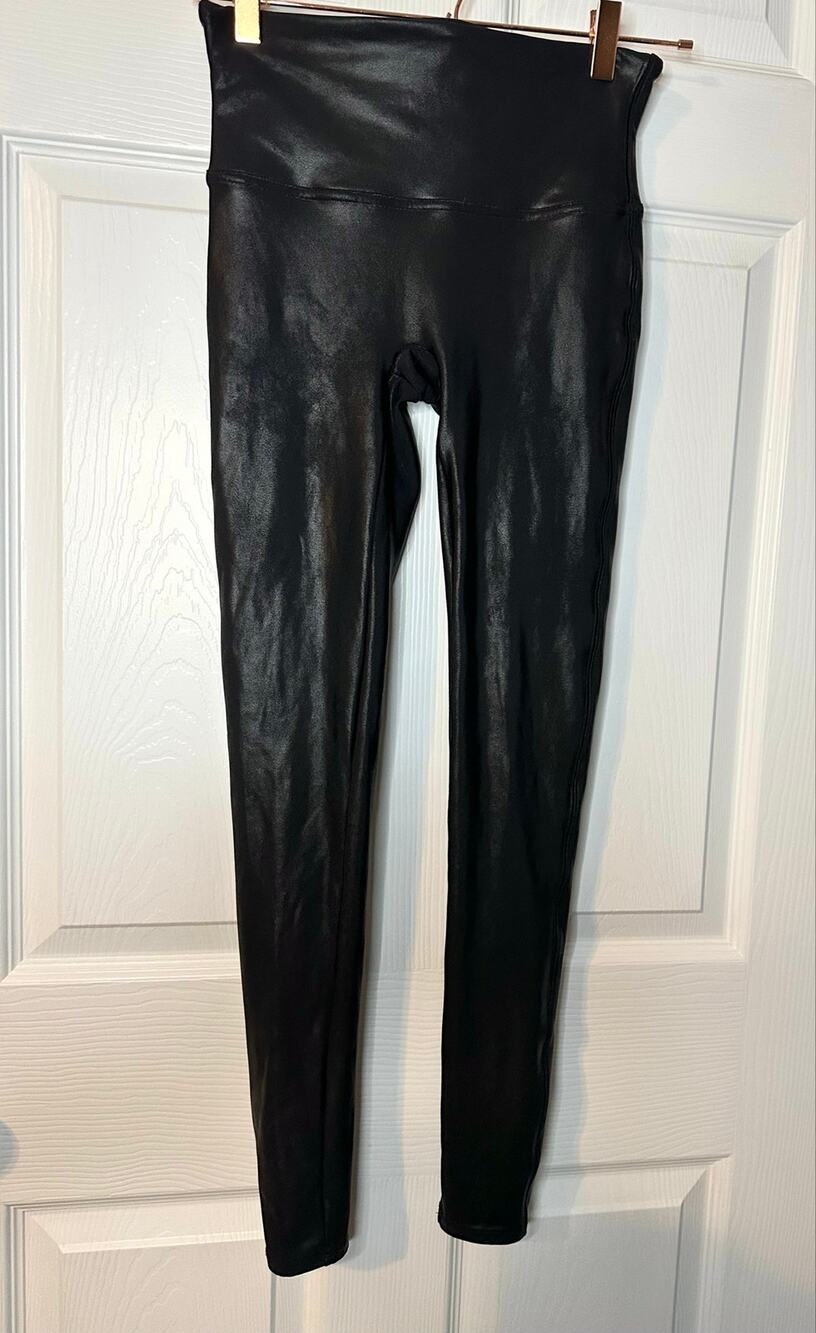 Spanx BLACK Faux Leather Leggings High Waist with Stretch size MEDIUM